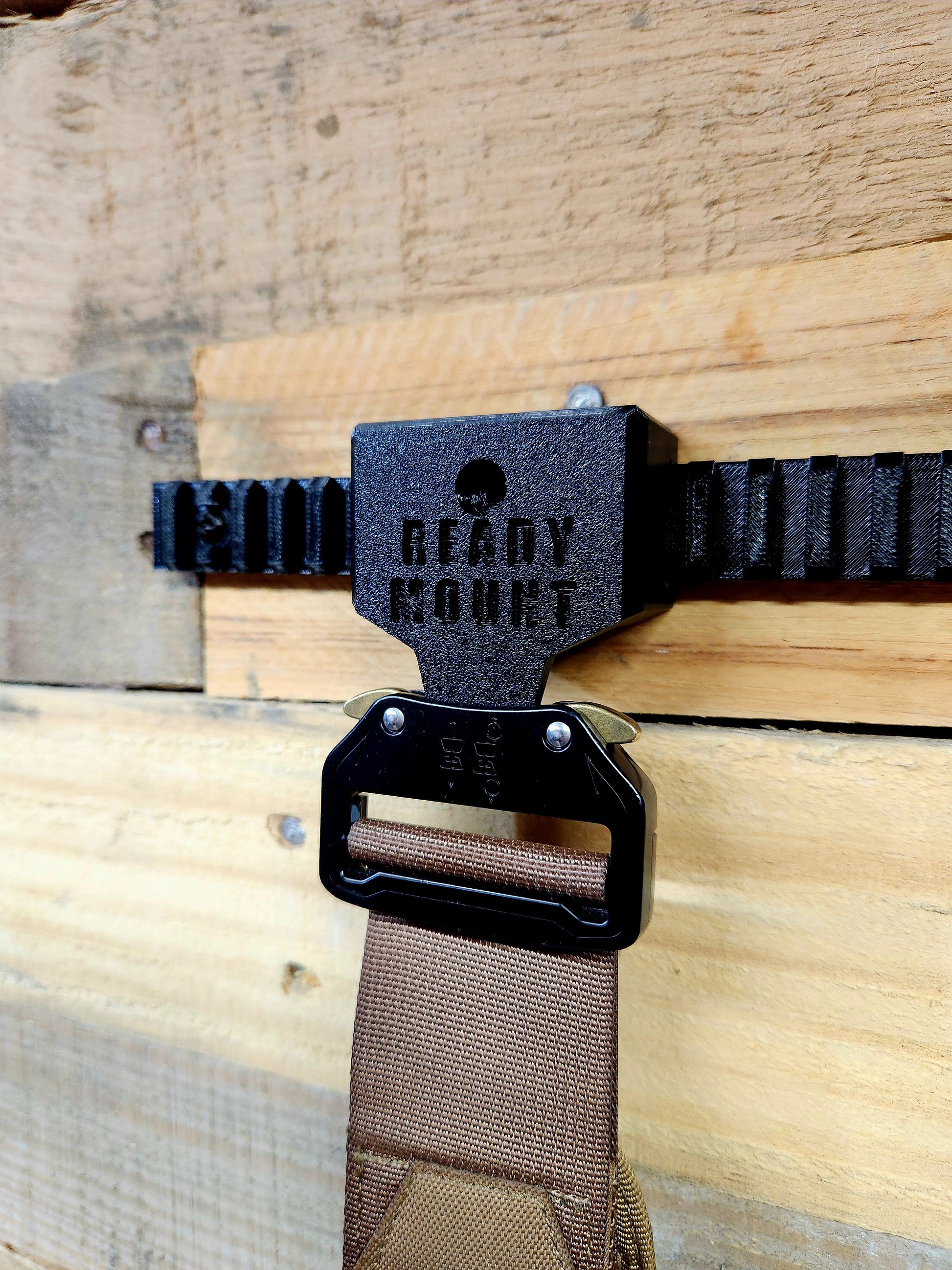 Duty and battle belt wall hanger