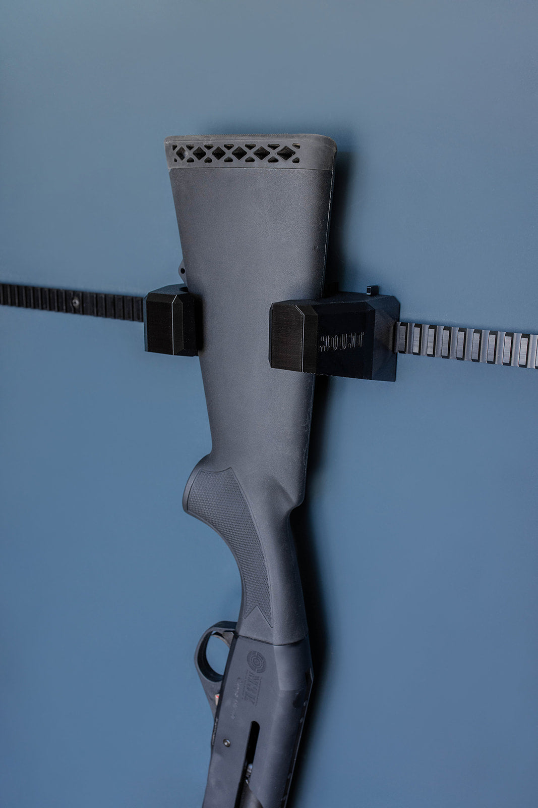 Universal Rifle Mount