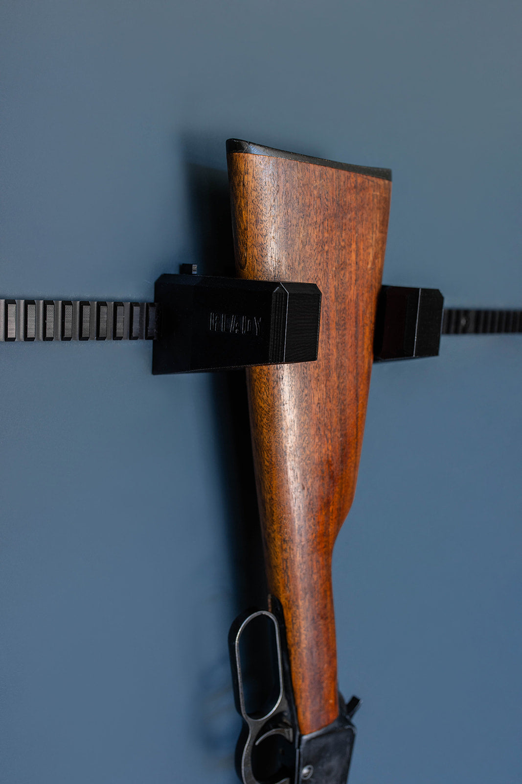 Universal Rifle Mount